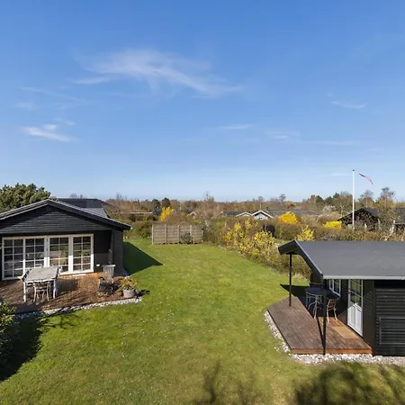 3 Bedroom Lovely In